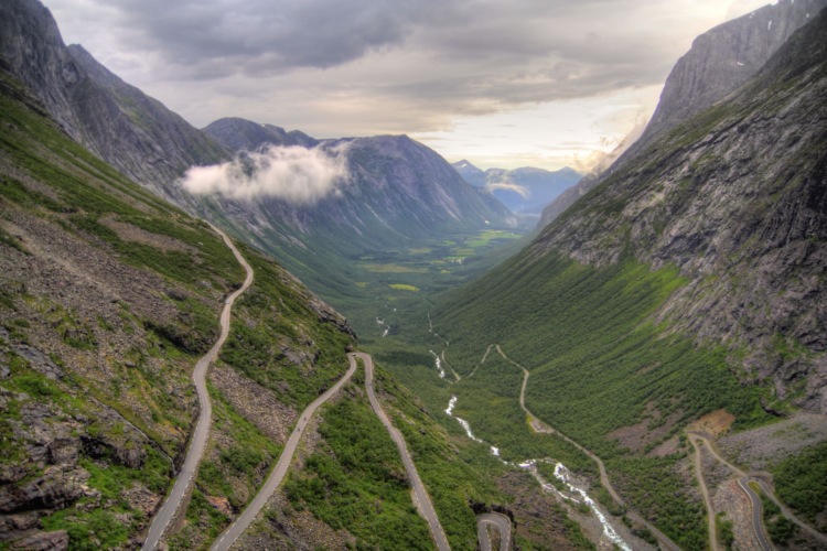 Trollstigvegen, Noruegas, fiordos
