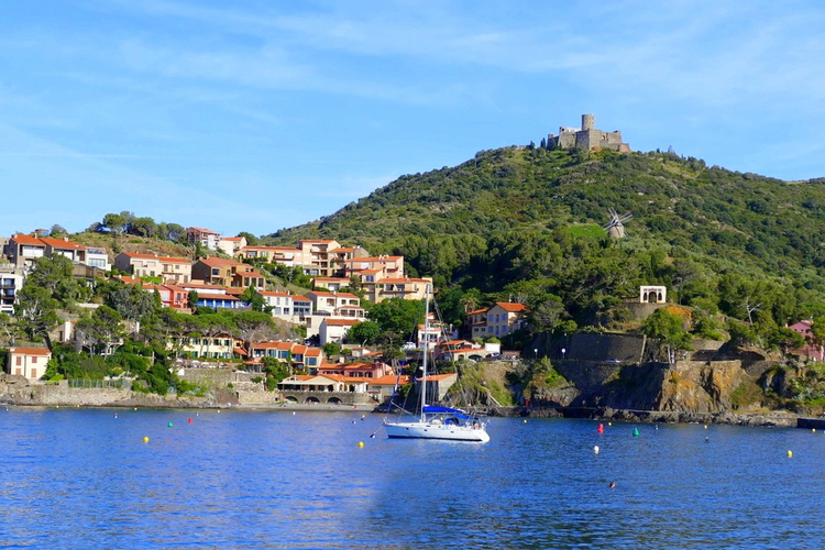 Bahía de Collioure con el Fort Saint Elm