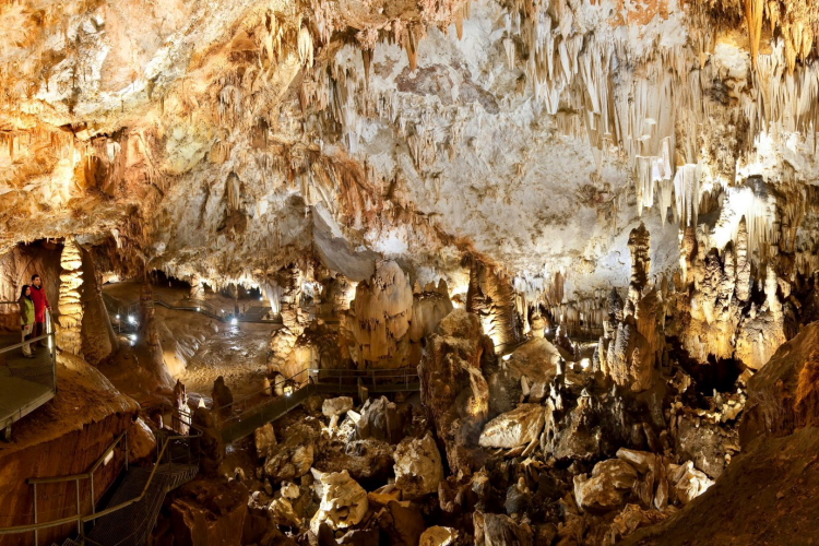 Otra vista del interior de la cueva