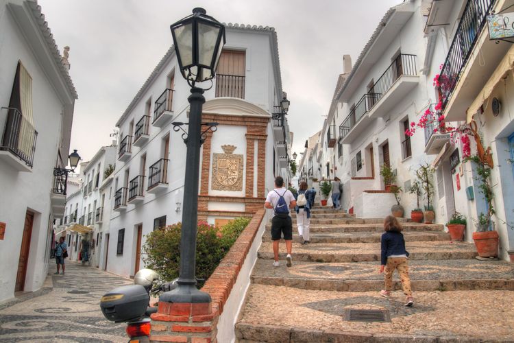 Calle del casco antiguo de Frigiliana, Málaga, Andalucia