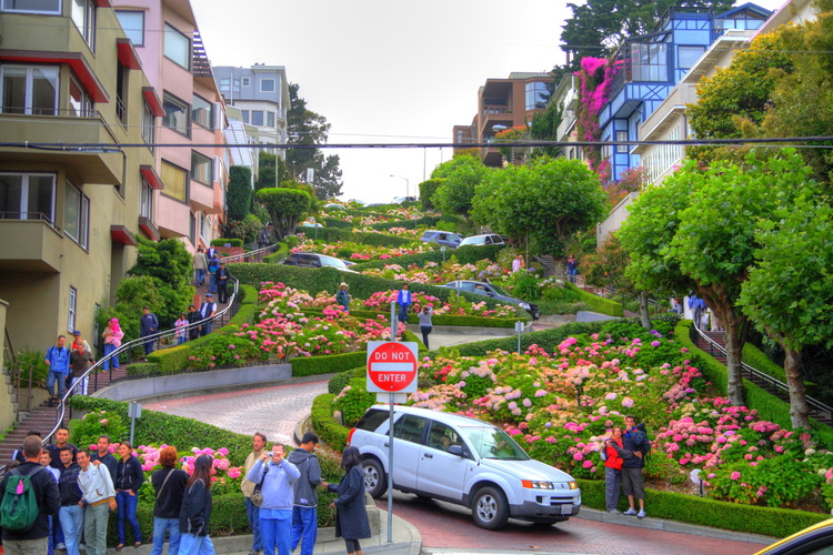 Lombard Street, San Francisco, USA, California
