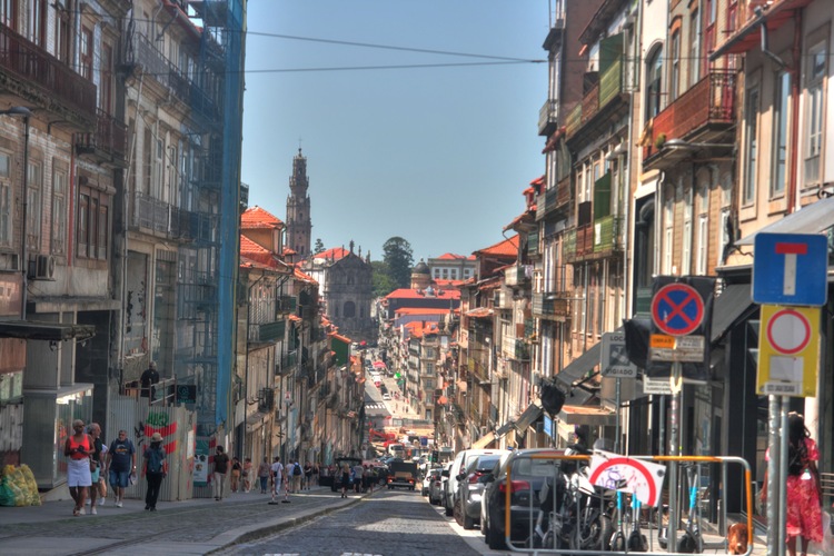 Calle 31 de Janeiro, Oporto, Portugal