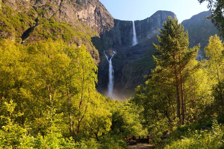 Cascada de Mardalsfossen, Noruega, fiordos