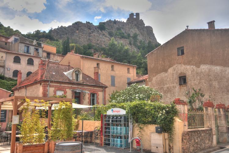 Castillo de Padern, Occitania, Francia, Ruta Cátara