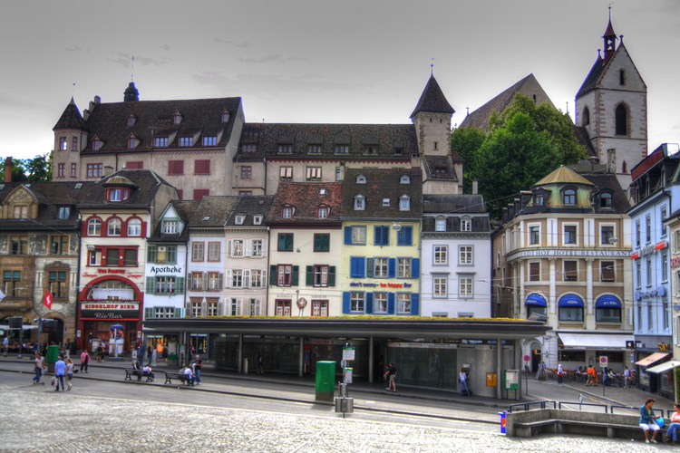 Barfüsserplatz, Basilea, Suiza