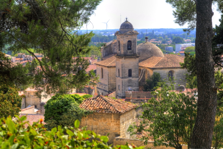 Beaucaire desde la zona del castillo, Provenza, Francia