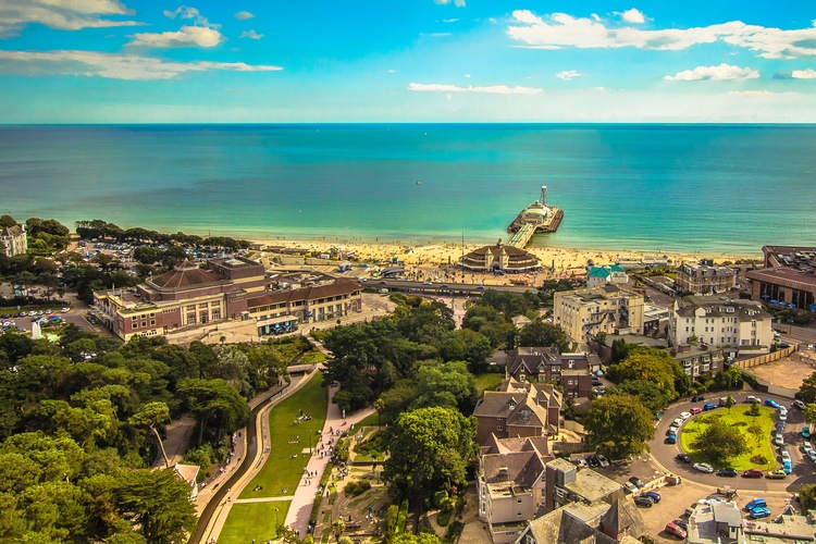 Vistas desde el globo en Bournemouth, Hampshire, Inglaterra