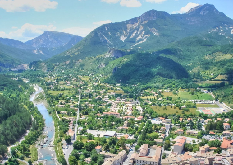 Vistas desde Notre Dame du Roc en Castellane