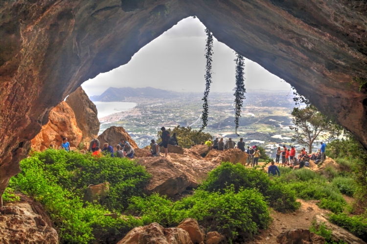 Vistas al atravesar el túnel del Forat de Bernia