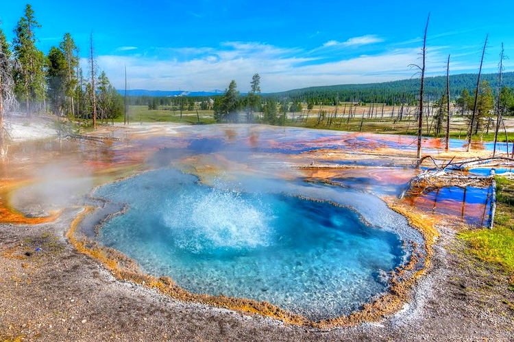 Firehole Lake Drive