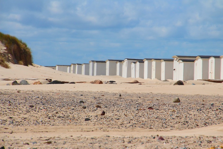Casetas en la playa de Lokken, Jutlandia, Dinamarca