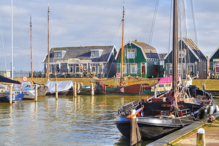 Puerto de Marken