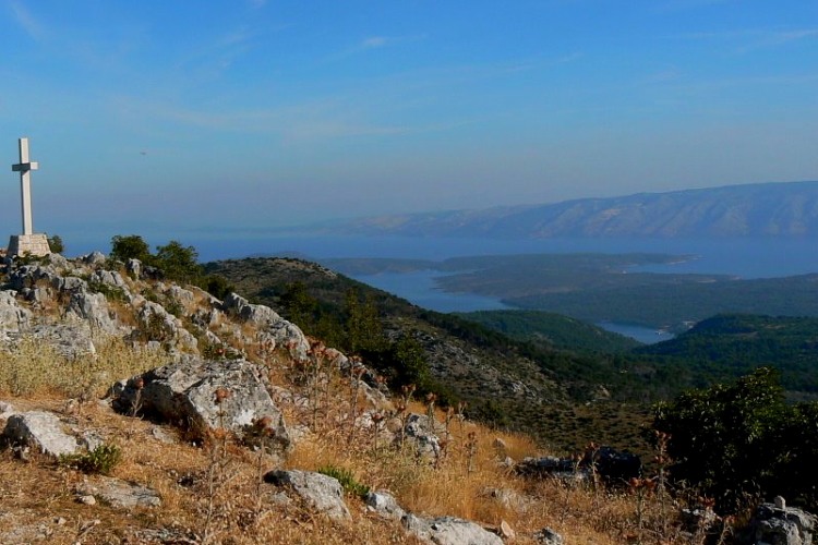 Cima de Sveta Nedjelja, Hvar, Croacia
