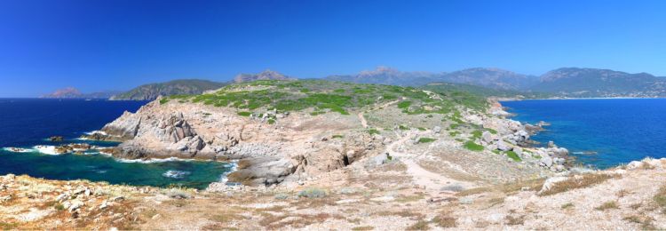 Vistas desde la torre de Omigna, Córcega, Francia