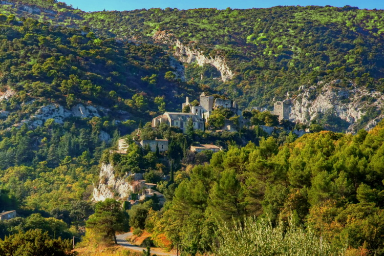 Oppede-le-Vieux, Provenza, Francia