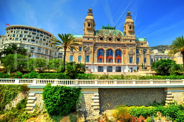Teatro de la Ópera, parte trasera del casino Montecarlo, Mónaco