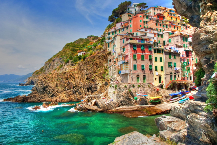 Otra vista del puerto de Riomaggiore, Cinque Terre, Italia