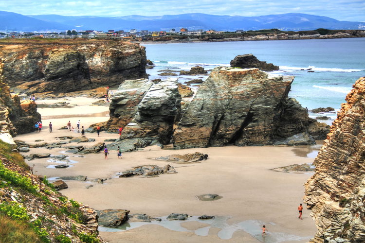 Islote en Las Catedrales, Lugo, Ribadeo, Galicia