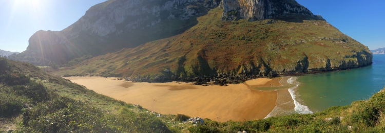 Playa de Sonabia desde Punta Pilota, Cantabria