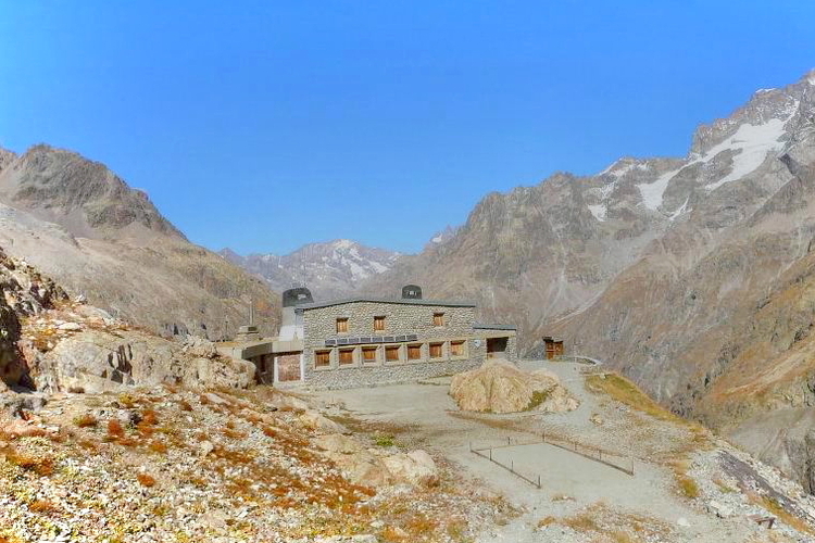 Refugio de Pilatte, Ecrins, Francia, Alpes