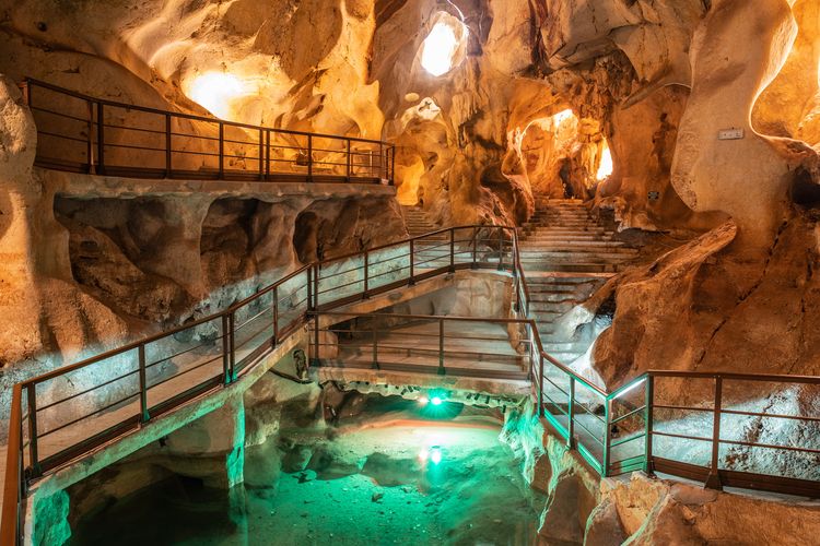 Cueva del Tesoro en Rincón de la Victoria, Málaga, Andalucía