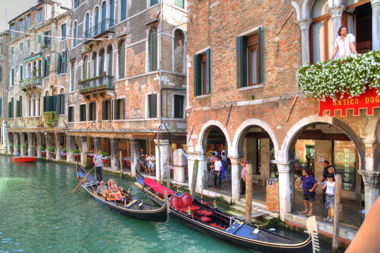 Final de Strada Nova, Venecia, Italia