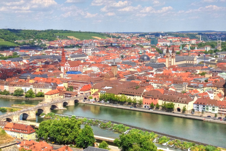 Wurzburg desde el castillo, Franconia, Baviera, Alemania