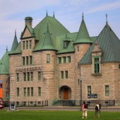 Edificio histórico junto a la Ciudadela, Quebec