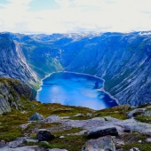 Vistas de un brazo del lago Ringedalsvatnet 