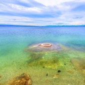 Cráter sumergido en el Lago Yellowstone