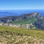 Vistas desde la cima hacia Arraba y Lekanda