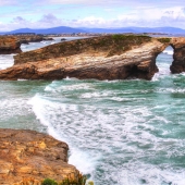 Vista del arco desde los acantilados, Lugo, Ribadeo, Galicia