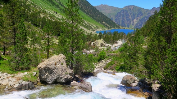 Lago de Gaube en el Pirineo francés